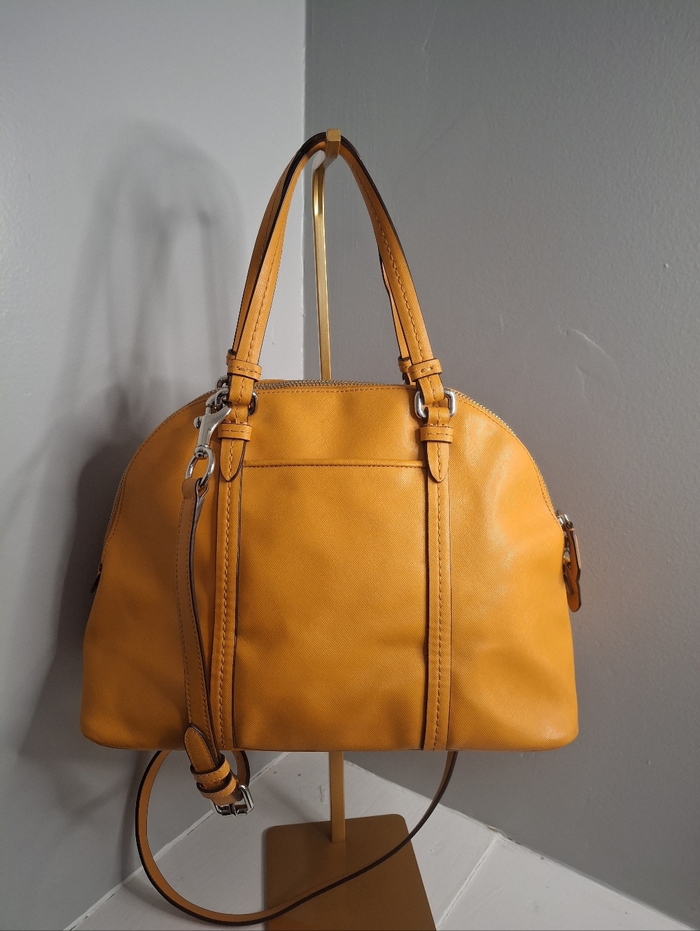 Coach Peyton Cora Domed Satchel Bag With Crossbody in Pumpkin EUC - Picture 2 of 7